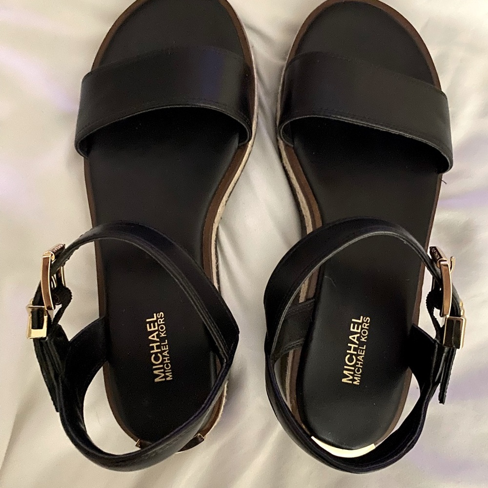 Michael Kors Womens Black Sandal size 6.5